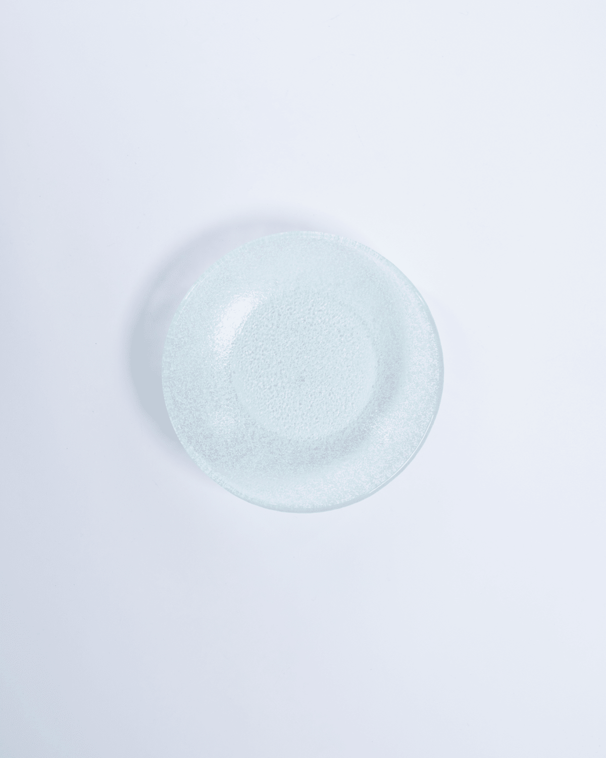 Mellan Skål Just Glass Arctic, isklar glas 18,5 cm, ett exemplar uppifrån – från Norling Studio
