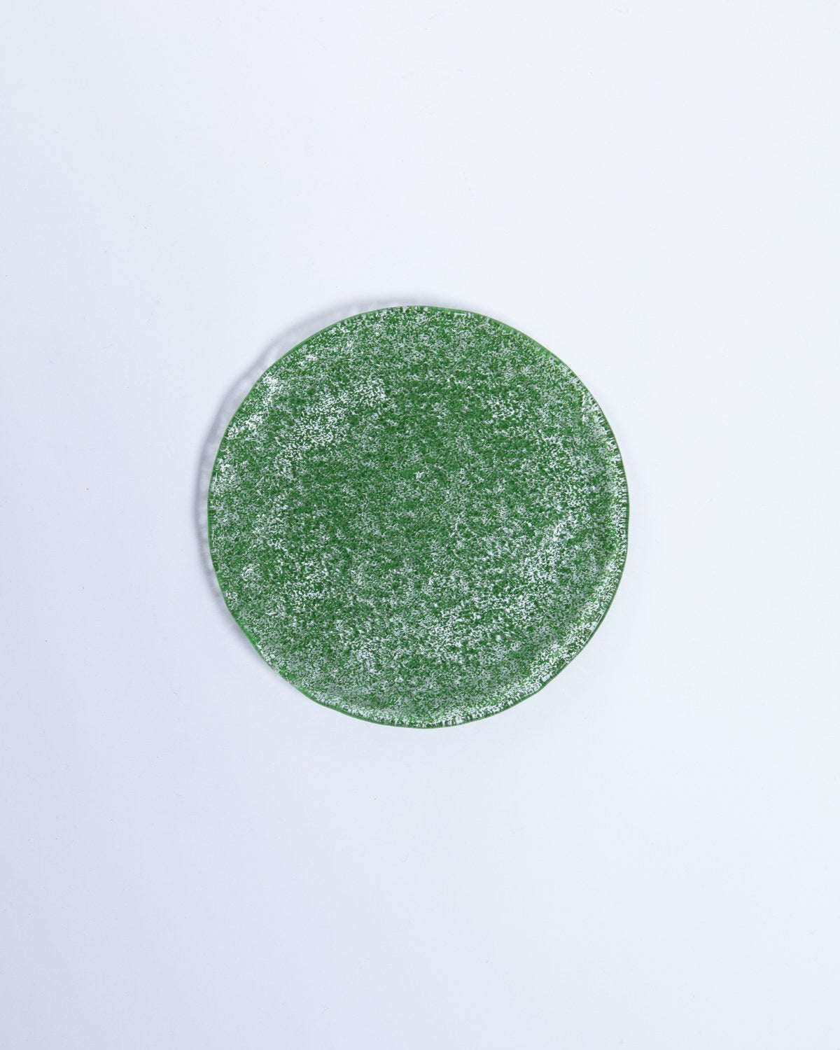 Tallrik Just Glass Basil, basilikagrön glas 20 cm – från Norling Studio