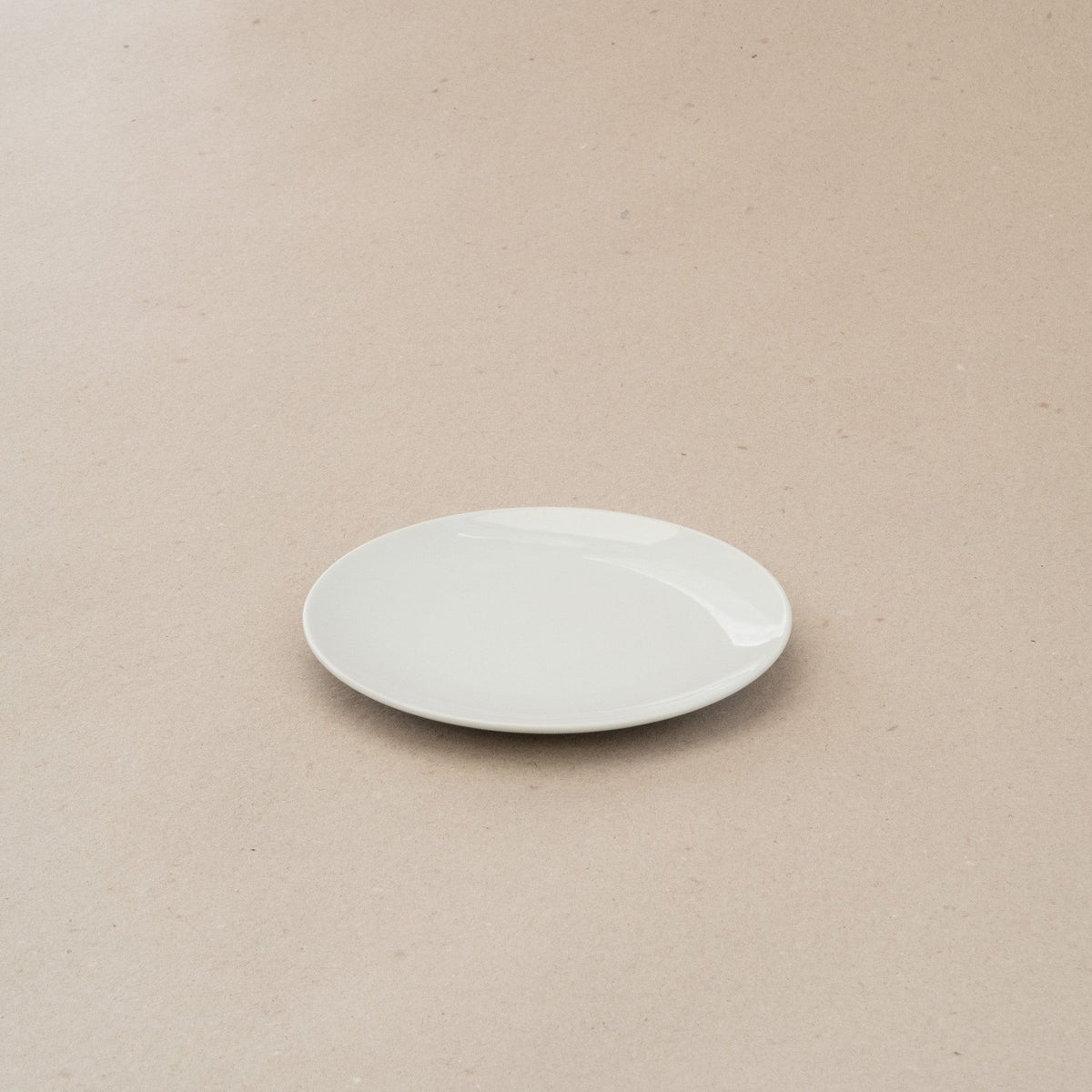 Small Plate Shallow 16 cm – från Norling Studio
