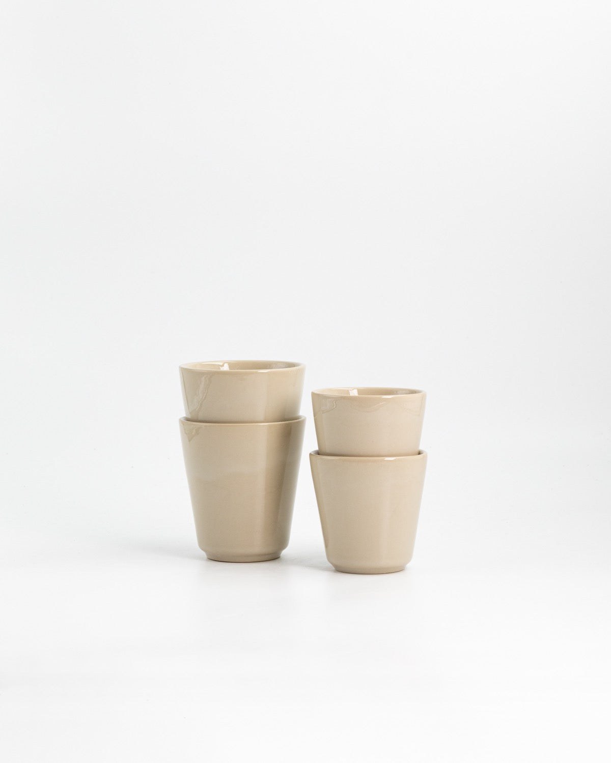 Kaffe/Tekopp Farrago Beige, beige tekopp beige/30 cl (bild 2) – från Norling Studio