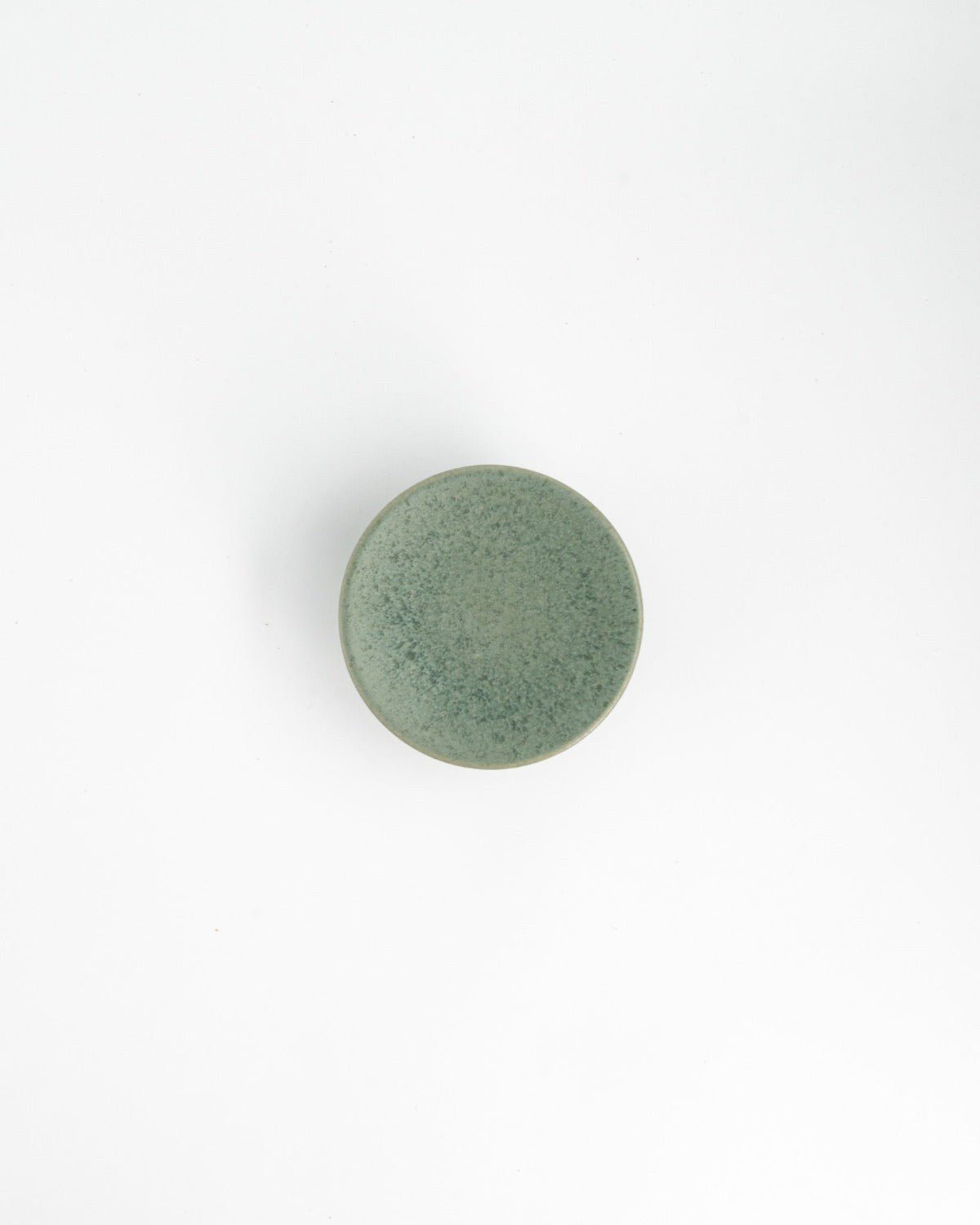 Piedestal Farrago Green Wrack, tånggrön 12 cm – från Norling Studio
