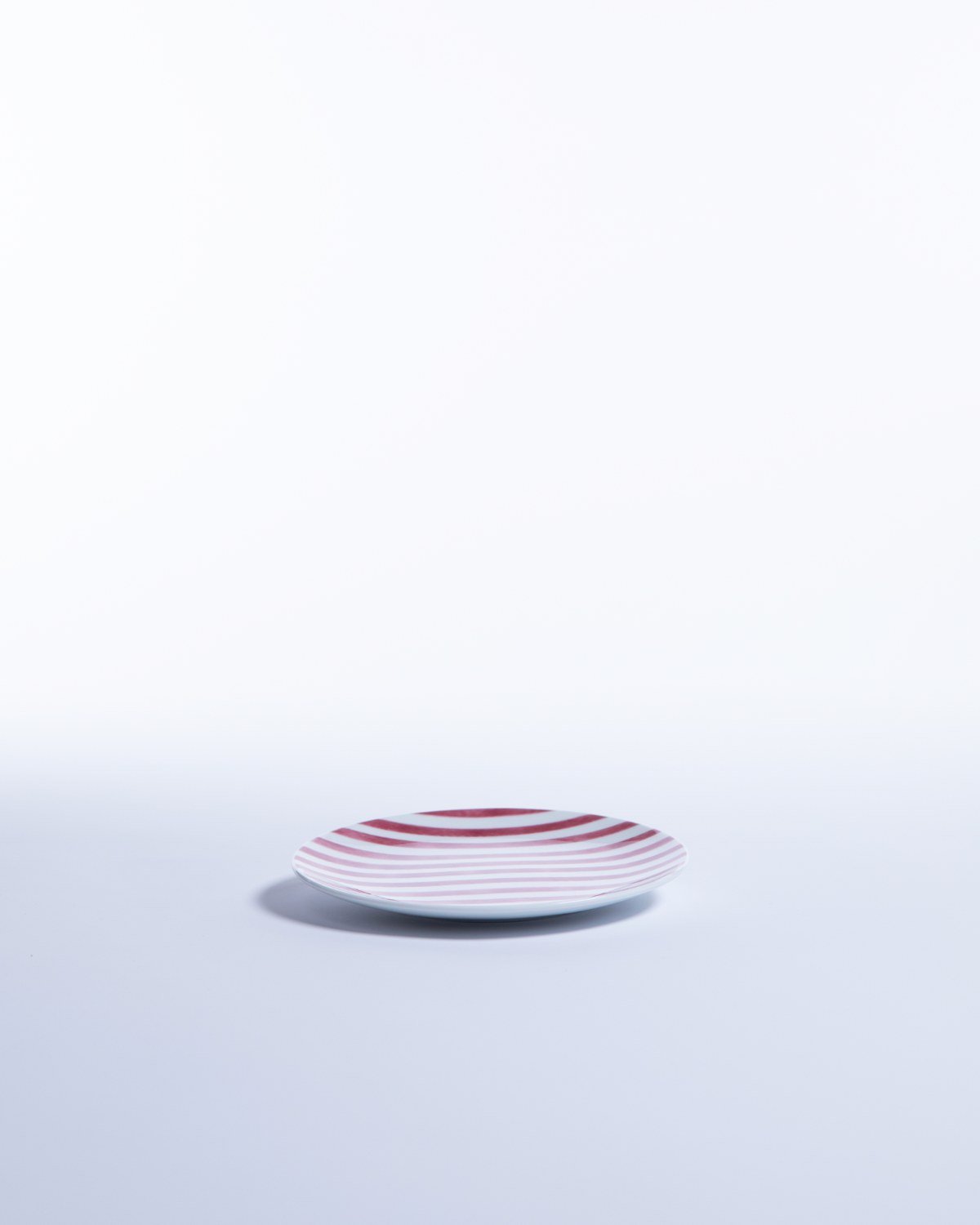 Liten Tallrik Liguria Burgundy, vinröd 16 cm (bild 2) – från Norling Studio