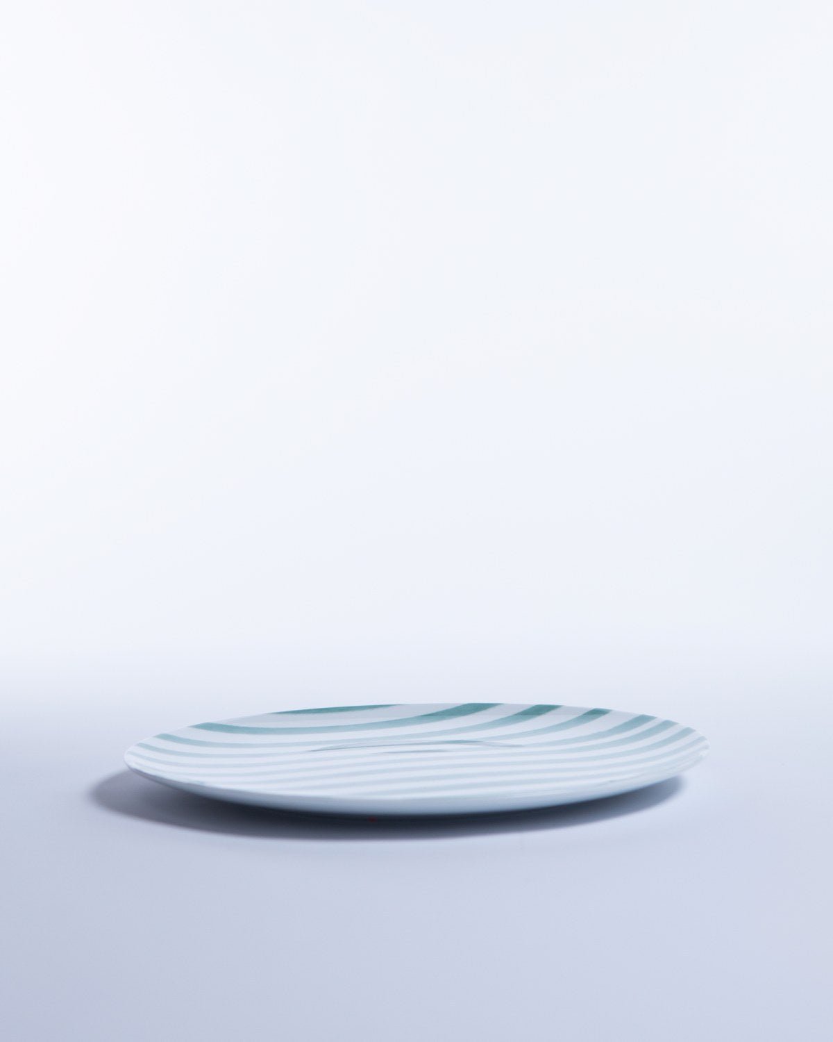 Tallrik Liguria Mint, mintgrön 28 cm – från Norling Studio
