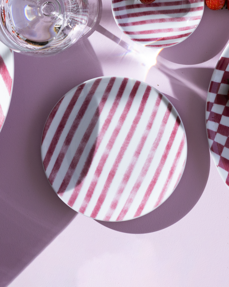 Liguria Small Plate Burgundy/16cm