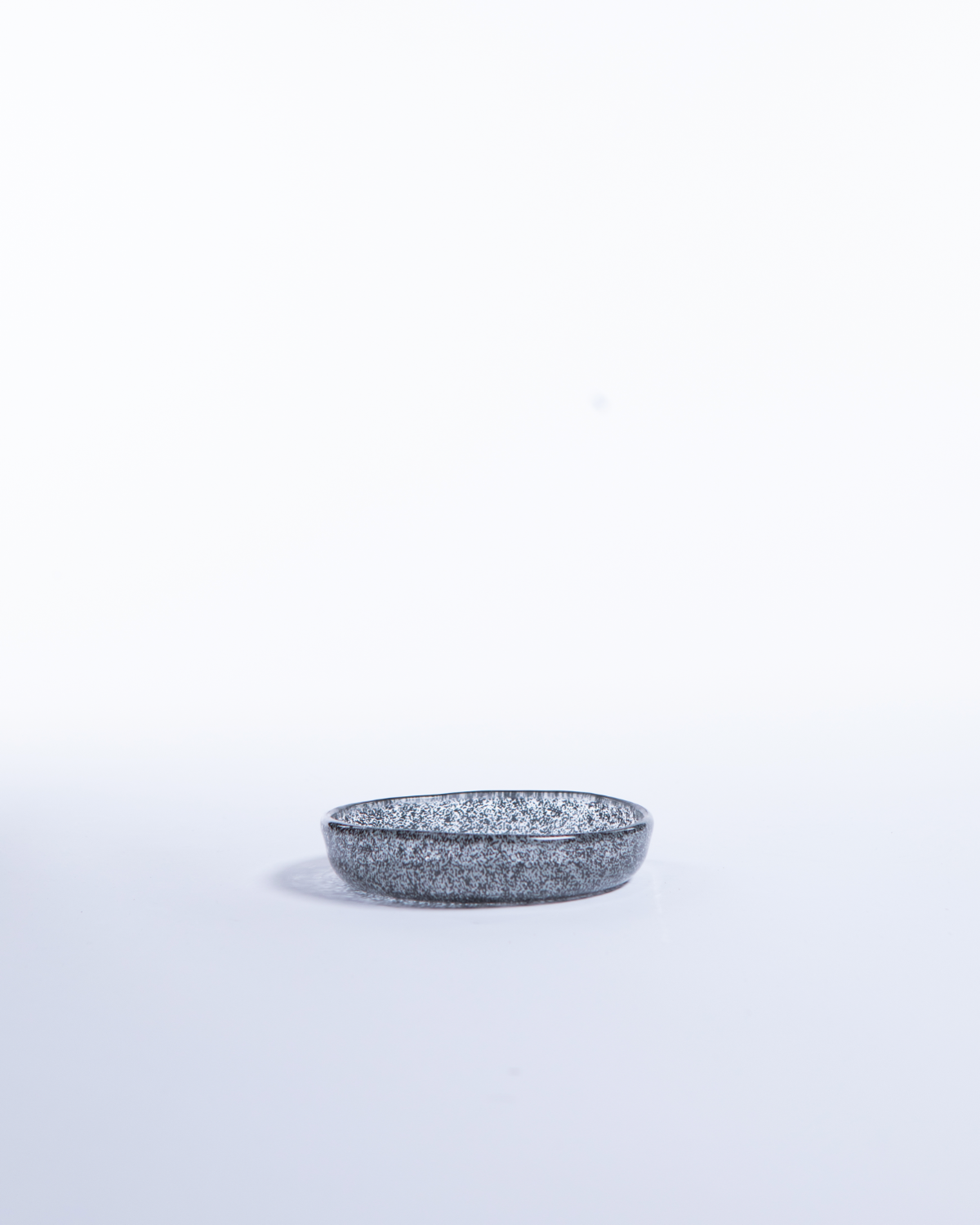 Just Glass Edge Small Plate Pepper/13.5cm