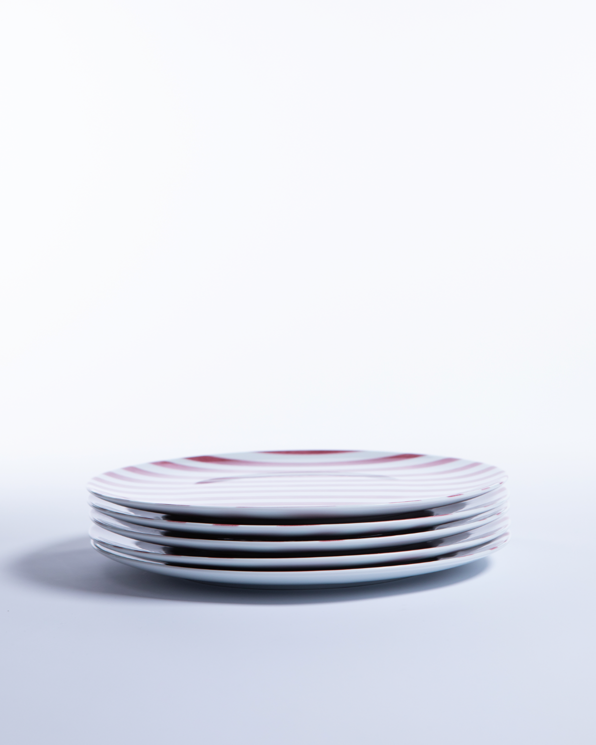 Liguria Plate Burgundy/28cm