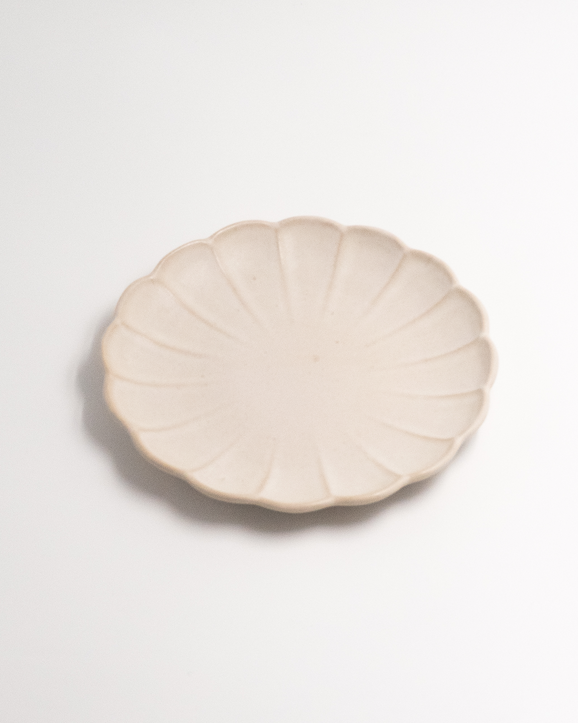 Farrago Plate Flower/Pale Beach/22.5cm 