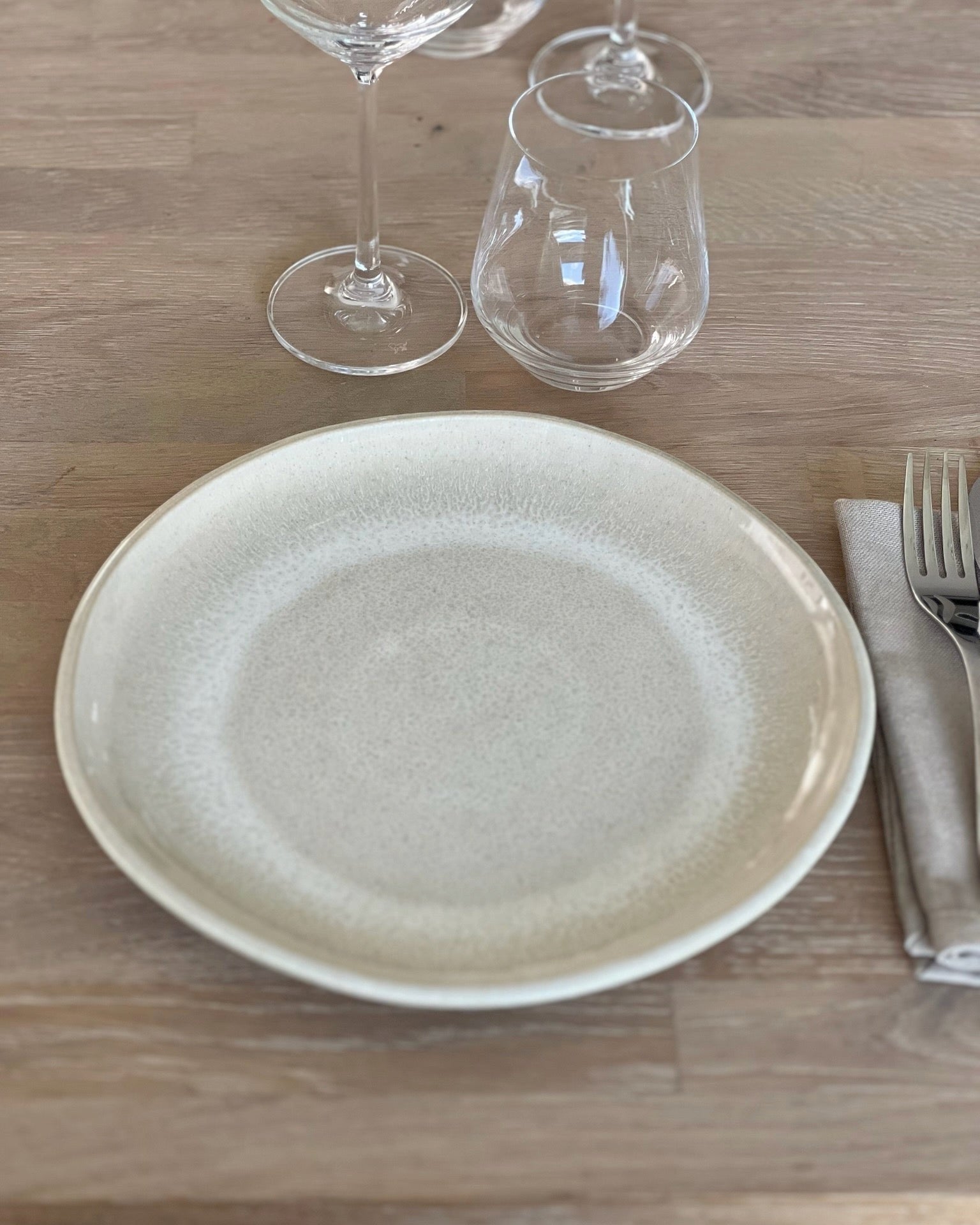 Farrago Tallrik Organic Earthy Pearl/25cm