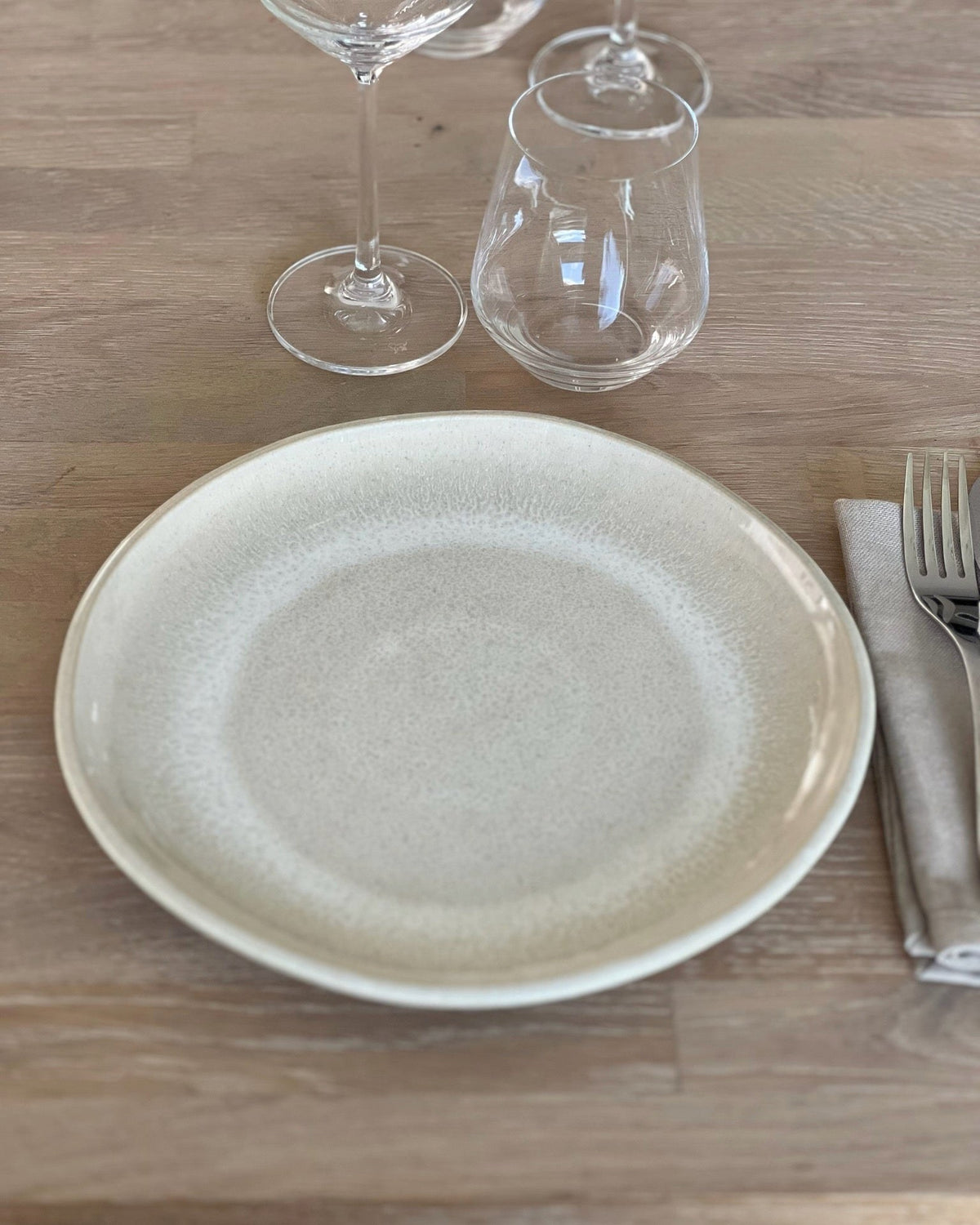 Farrago Tallrik Organic Earthy Pearl/25cm