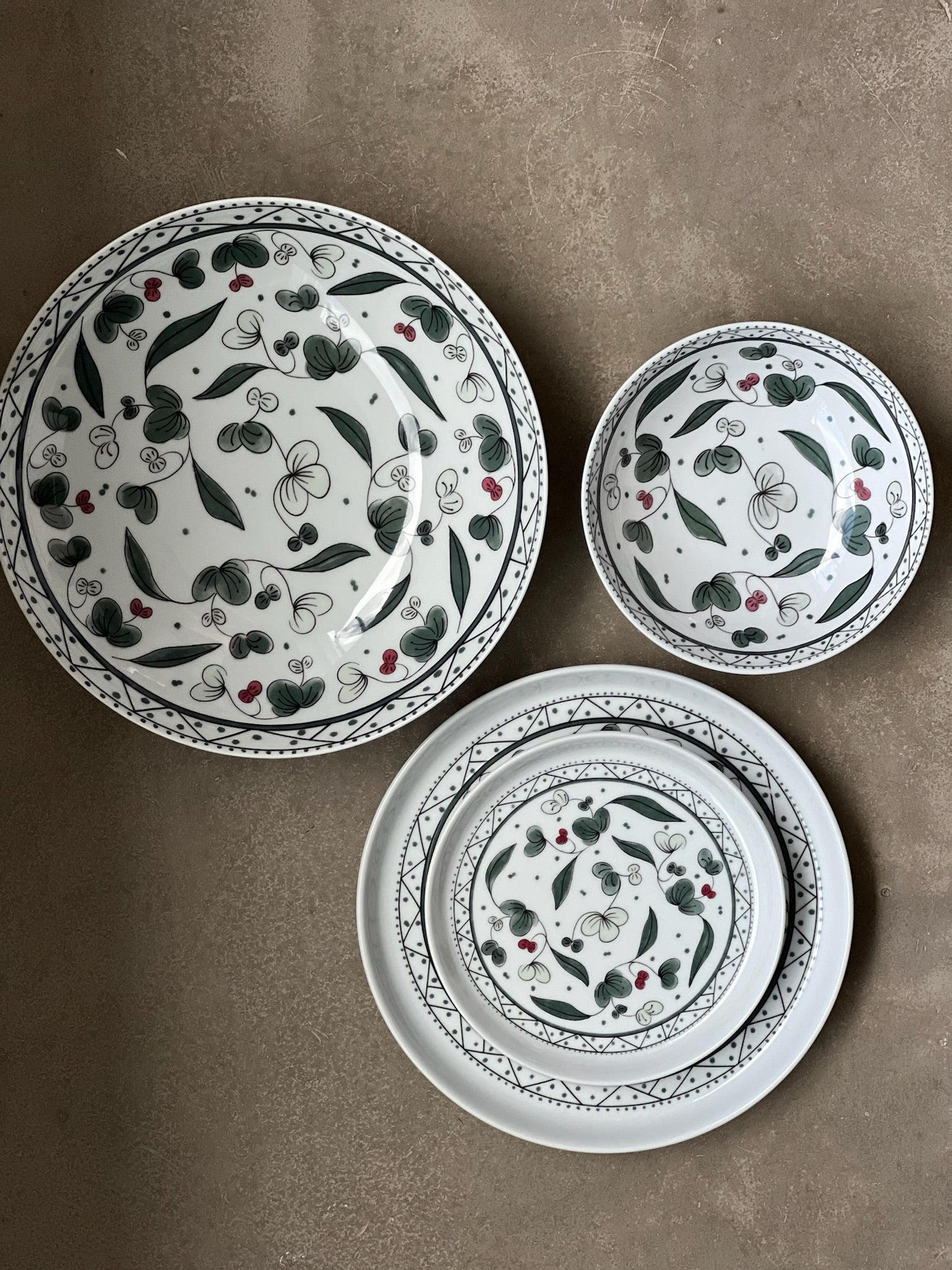 Italiano Djuptallrik Forest/24cm