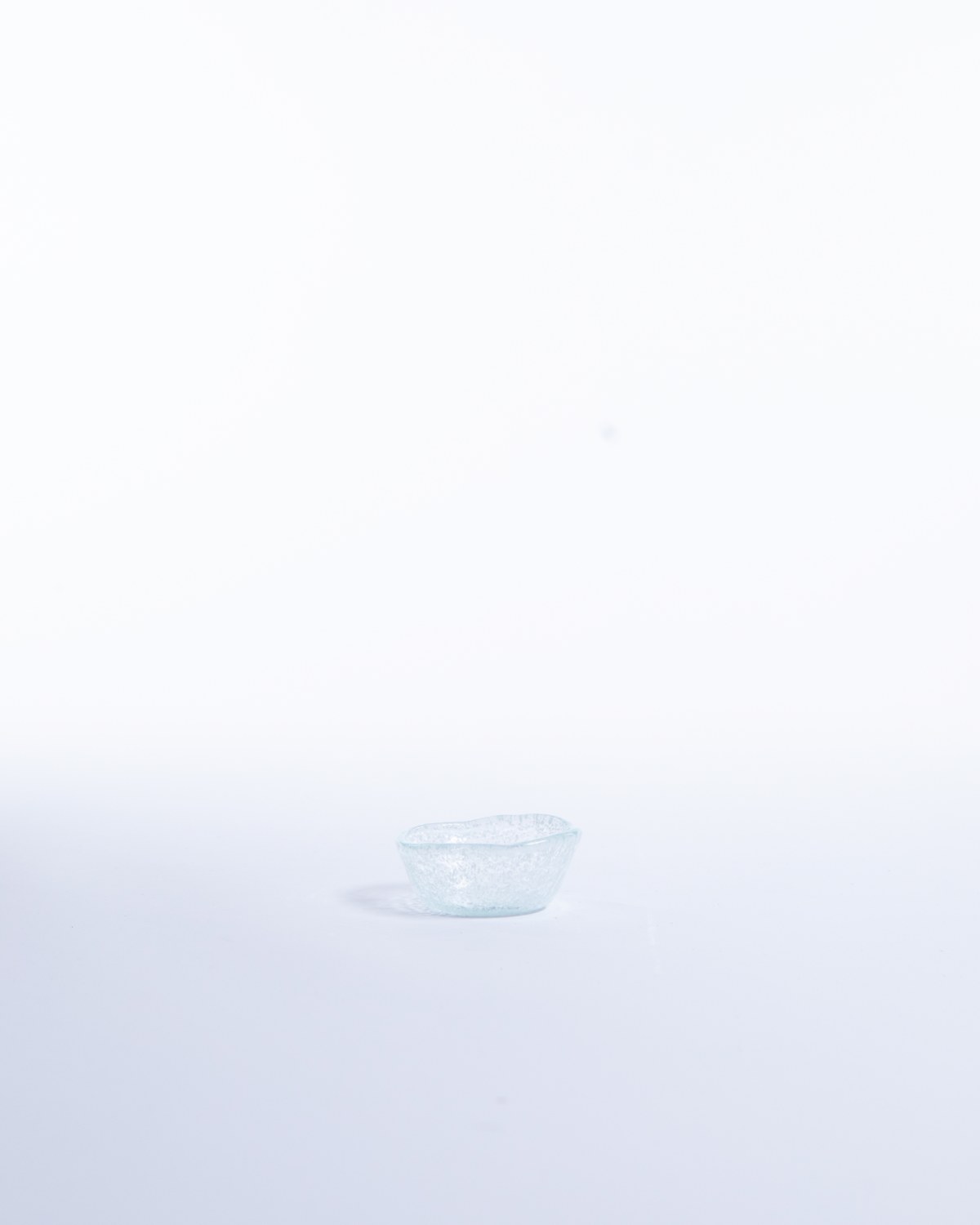 Dippskål Just Glass Stor Arctic, isklar glas 7,5 cm (bild 2) – från Norling Studio