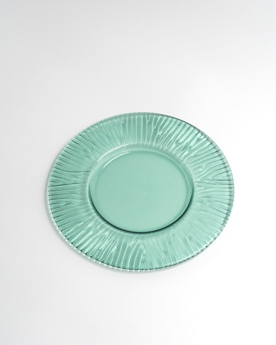 Tallrik Just Glass Stripe Green, grön glas 22 cm (bild 2) – från Norling Studio