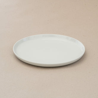 Plate Minimalistic 28 cm – från Norling Studio