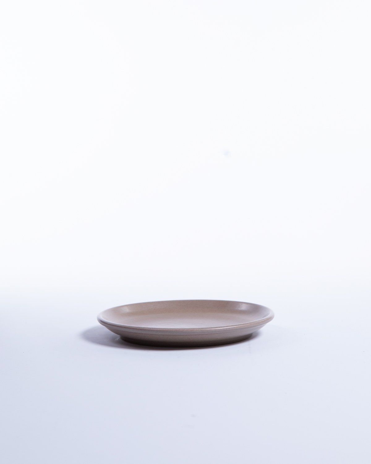 Liten Tallrik Rocky Mocha, mockabrun 19 cm (bild 3) – från Norling Studio