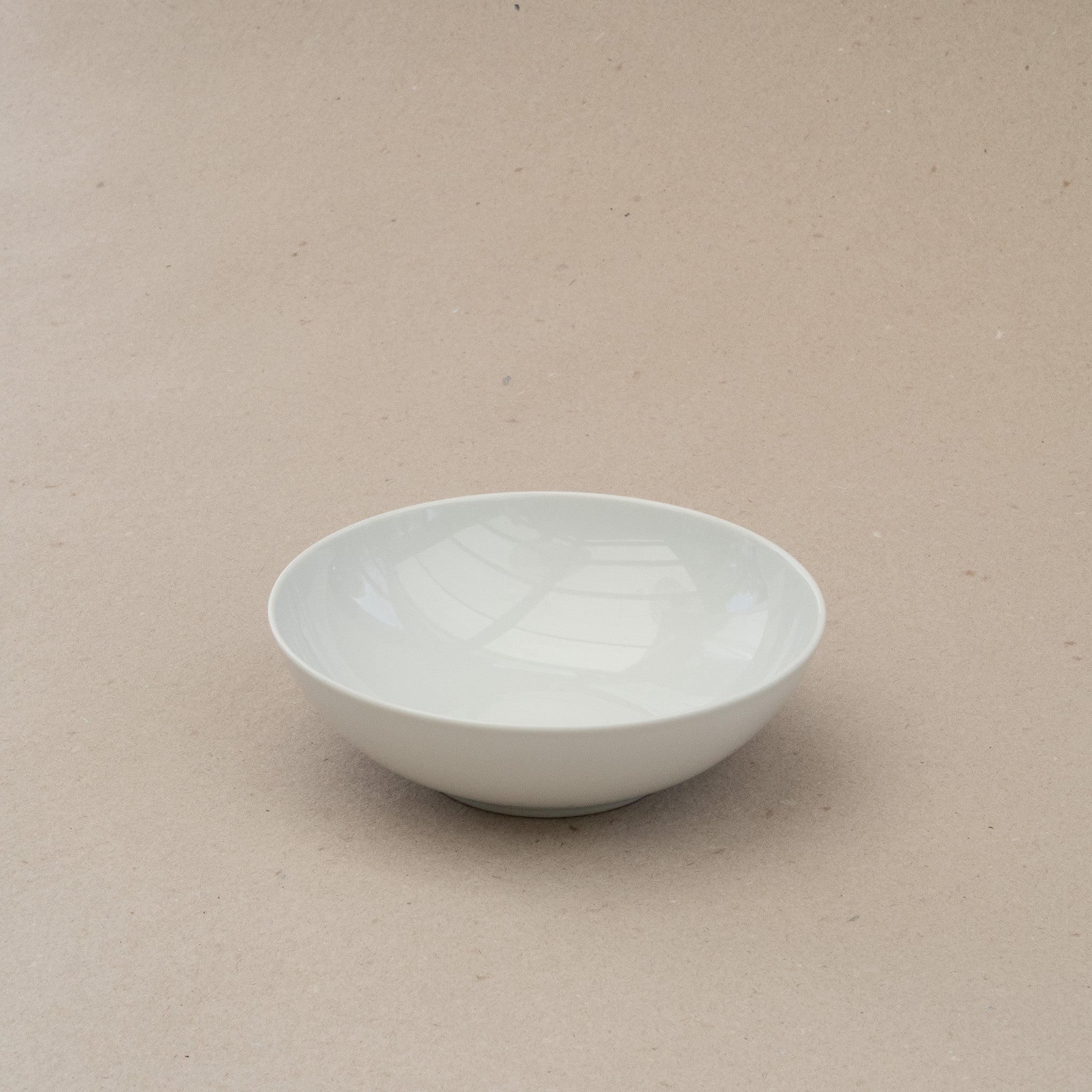 Shallow Medium Bowl/18cm