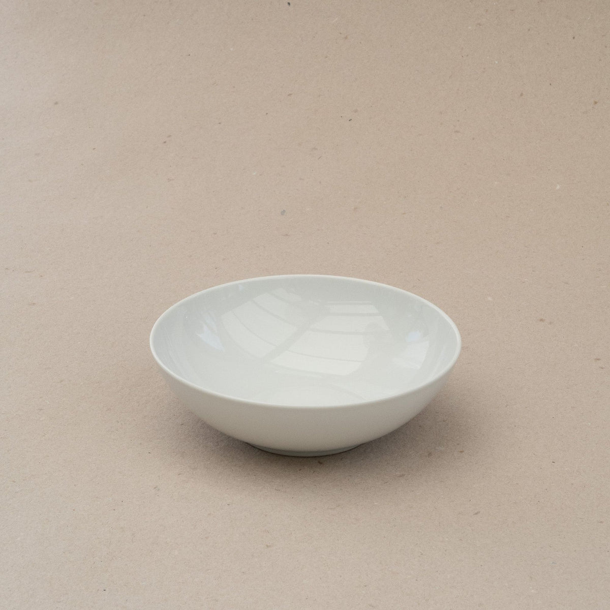 Bowl Shallow Medium 18 cm – från Norling Studio