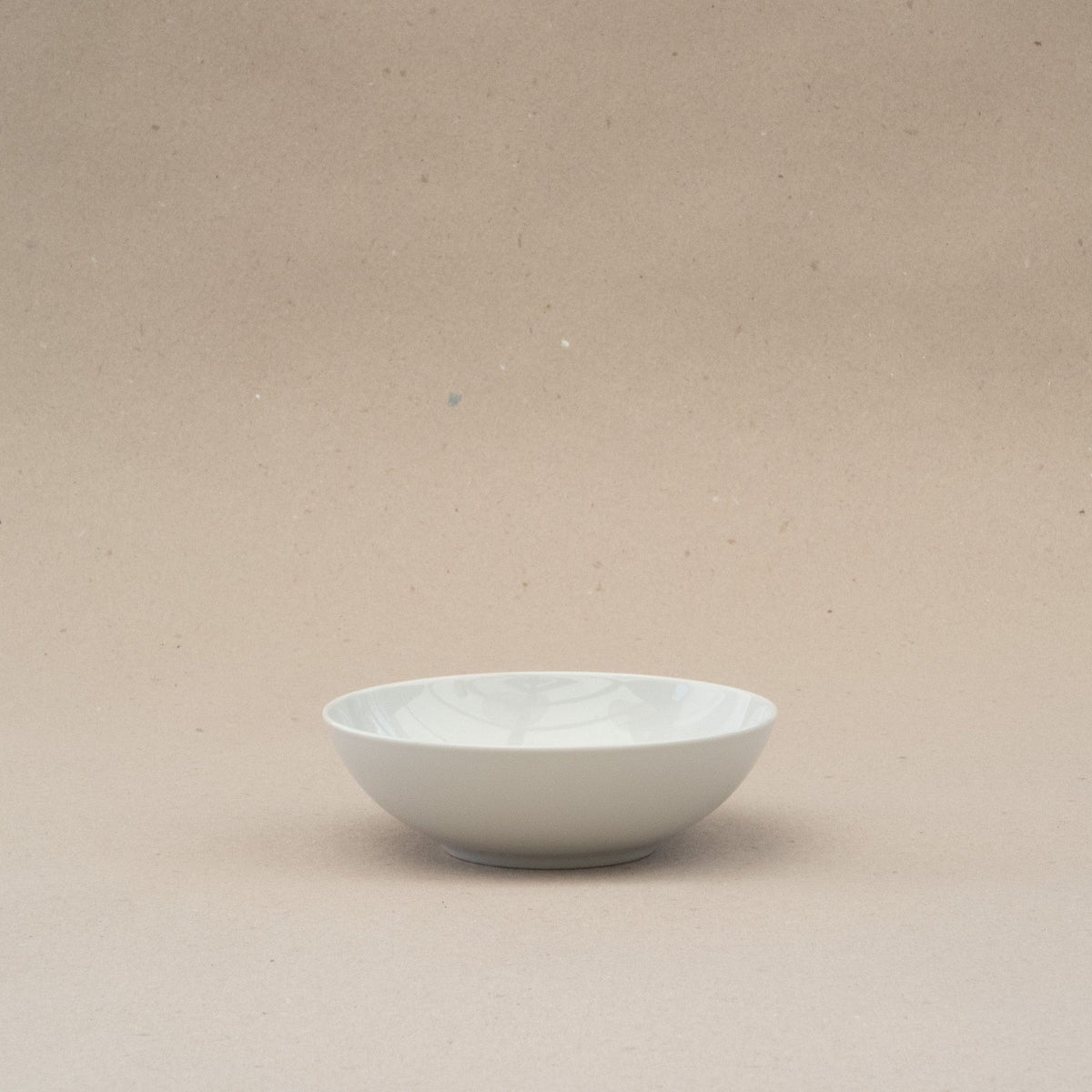 Bowl Shallow Medium 18 cm (bild 2) – från Norling Studio