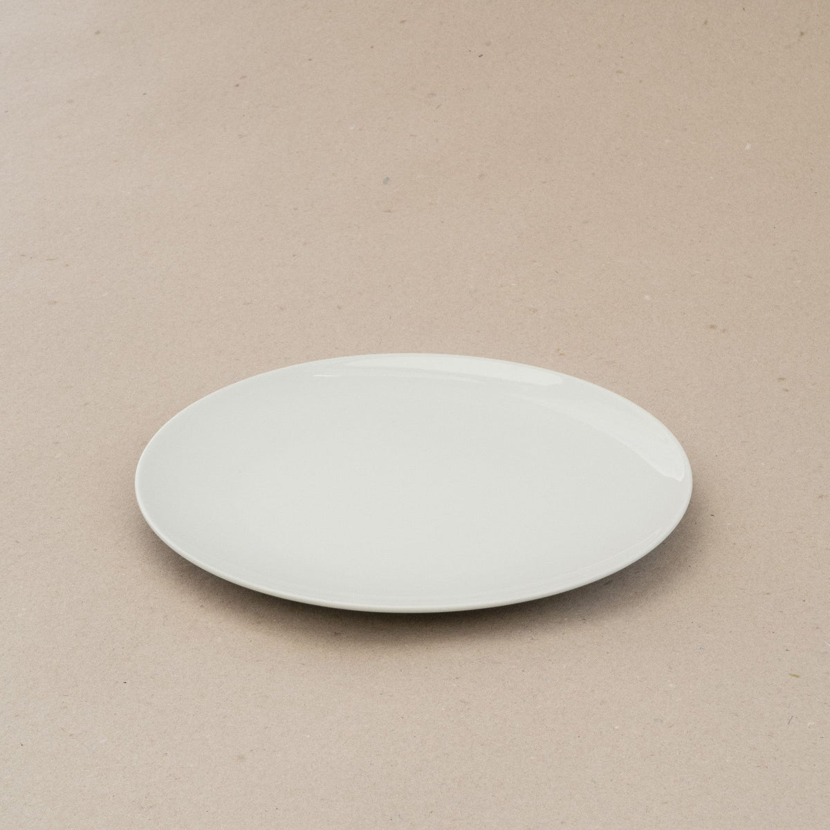 Shallow Plate 24 cm – från Norling Studio
