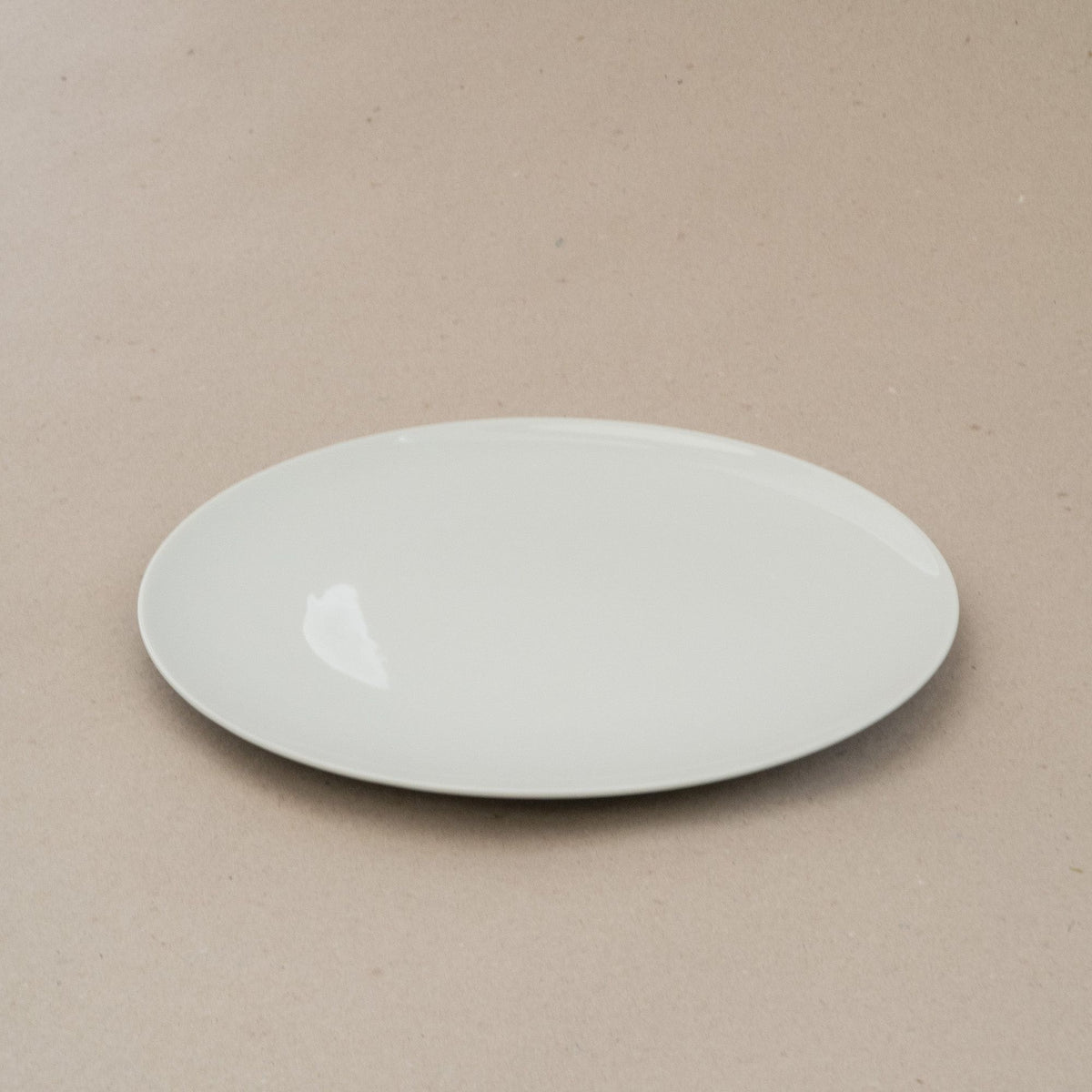 Shallow Plate 28 cm – från Norling Studio
