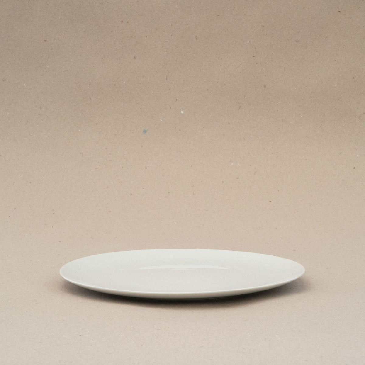 Shallow Plate 28 cm (bild 2) – från Norling Studio