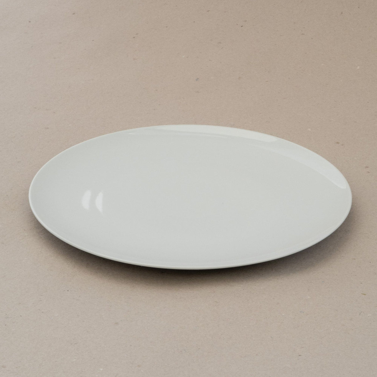 Shallow Plate 32 cm – från Norling Studio