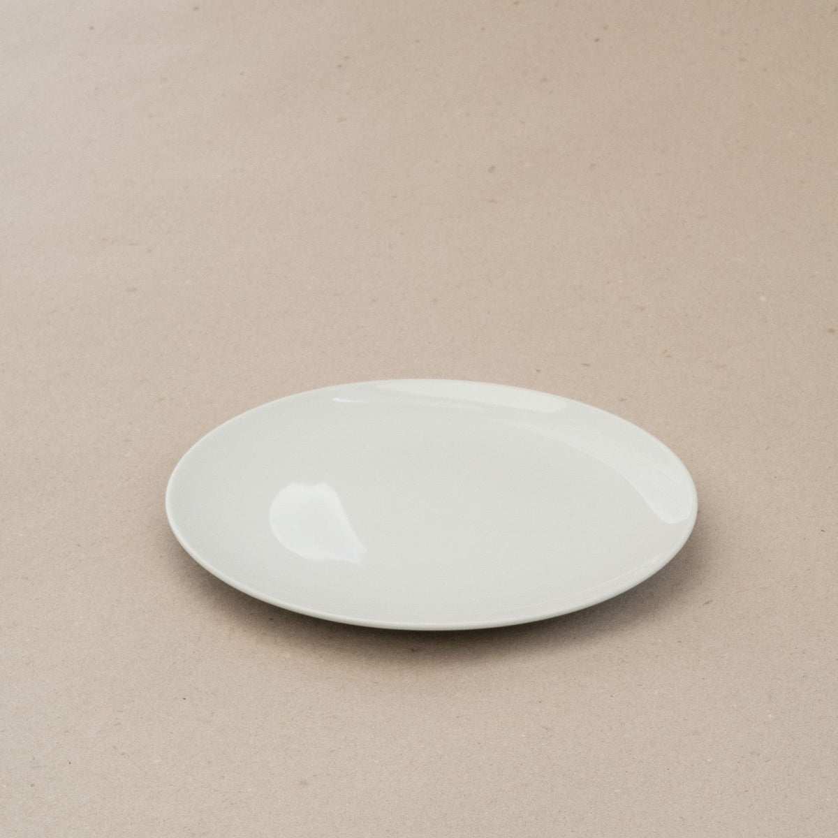 Small Plate Shallow 21 cm – från Norling Studio
