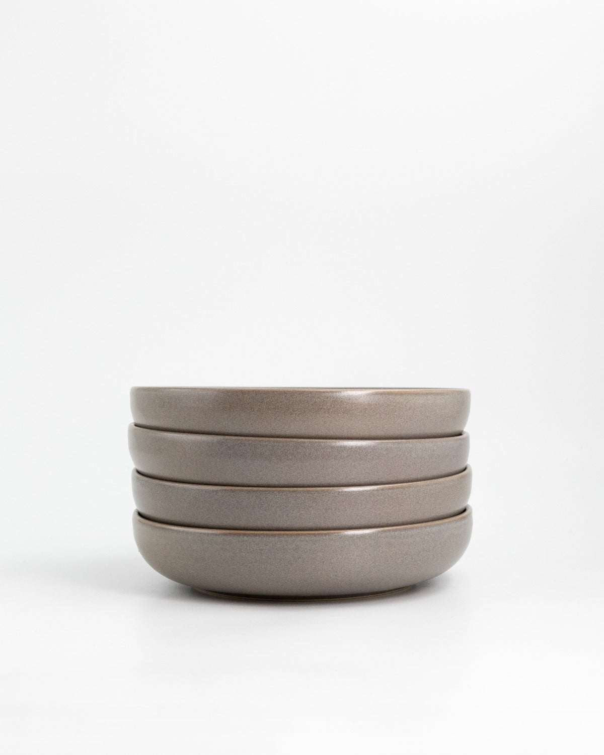 Djuptallrik Archi Dark Ash, varmgrå stengods 22 cm, flera exemplar tillsammans – från Norling Studio