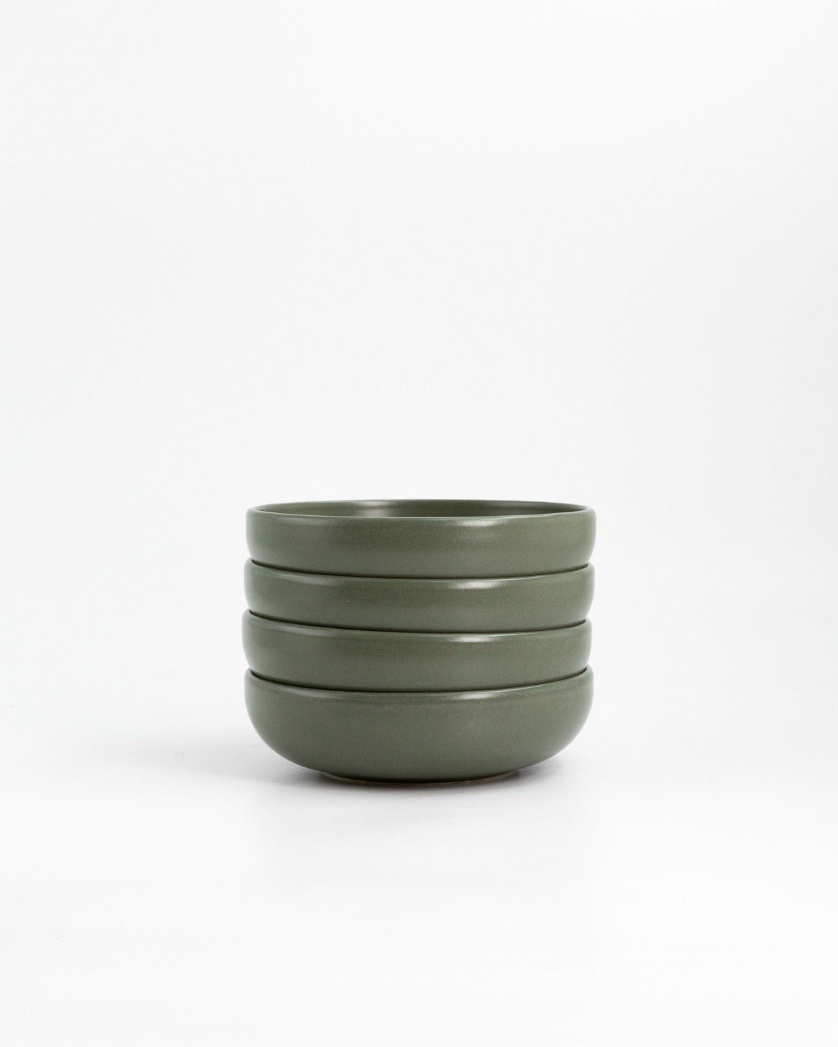 Liten Skål Archi Lawn, olivgrön stengods 16 cm, ett exemplar framifrån – från Norling Studio
