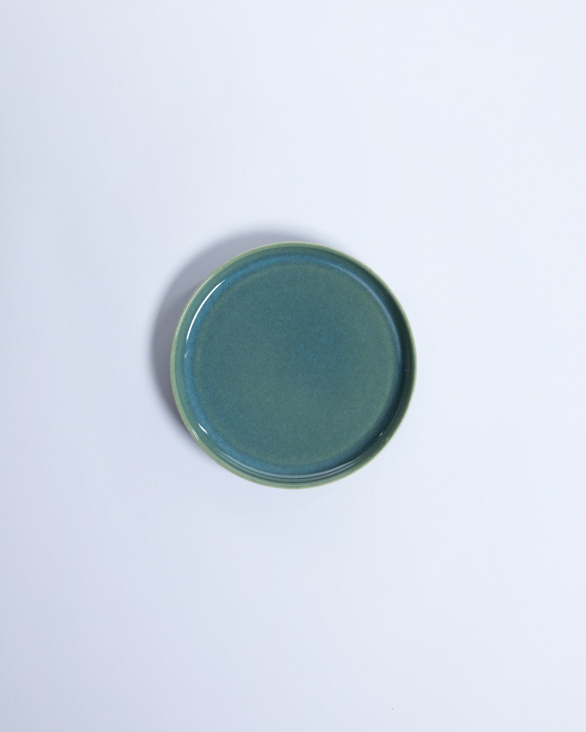 Tallrik Archi Fresh Green, blågrön stengods 22 cm (bild 2) – från Norling Studio