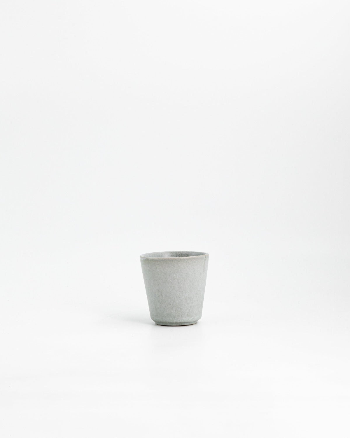Kopp Farrago Kaffe Grey, grå 20 cl (bild 2) – från Norling Studio