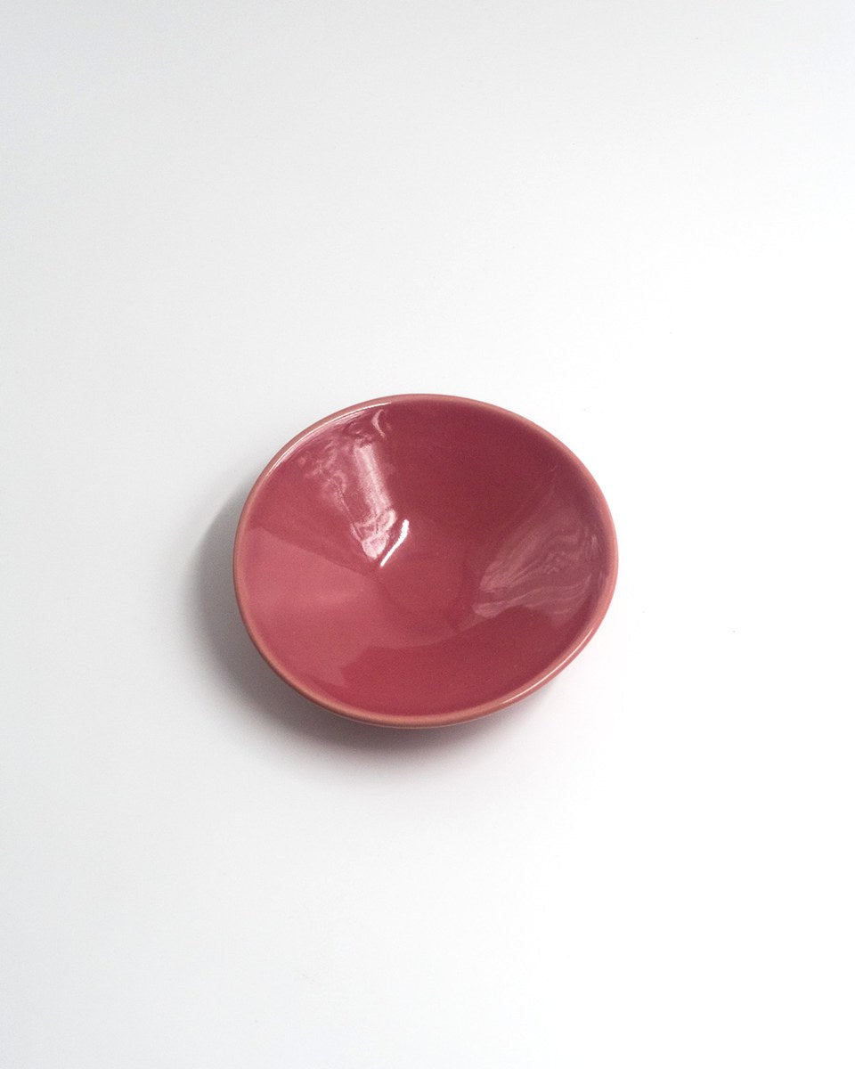 Liten Skål Farrago Ufo Pink Shock, klarrosa 14 cm – från Norling Studio