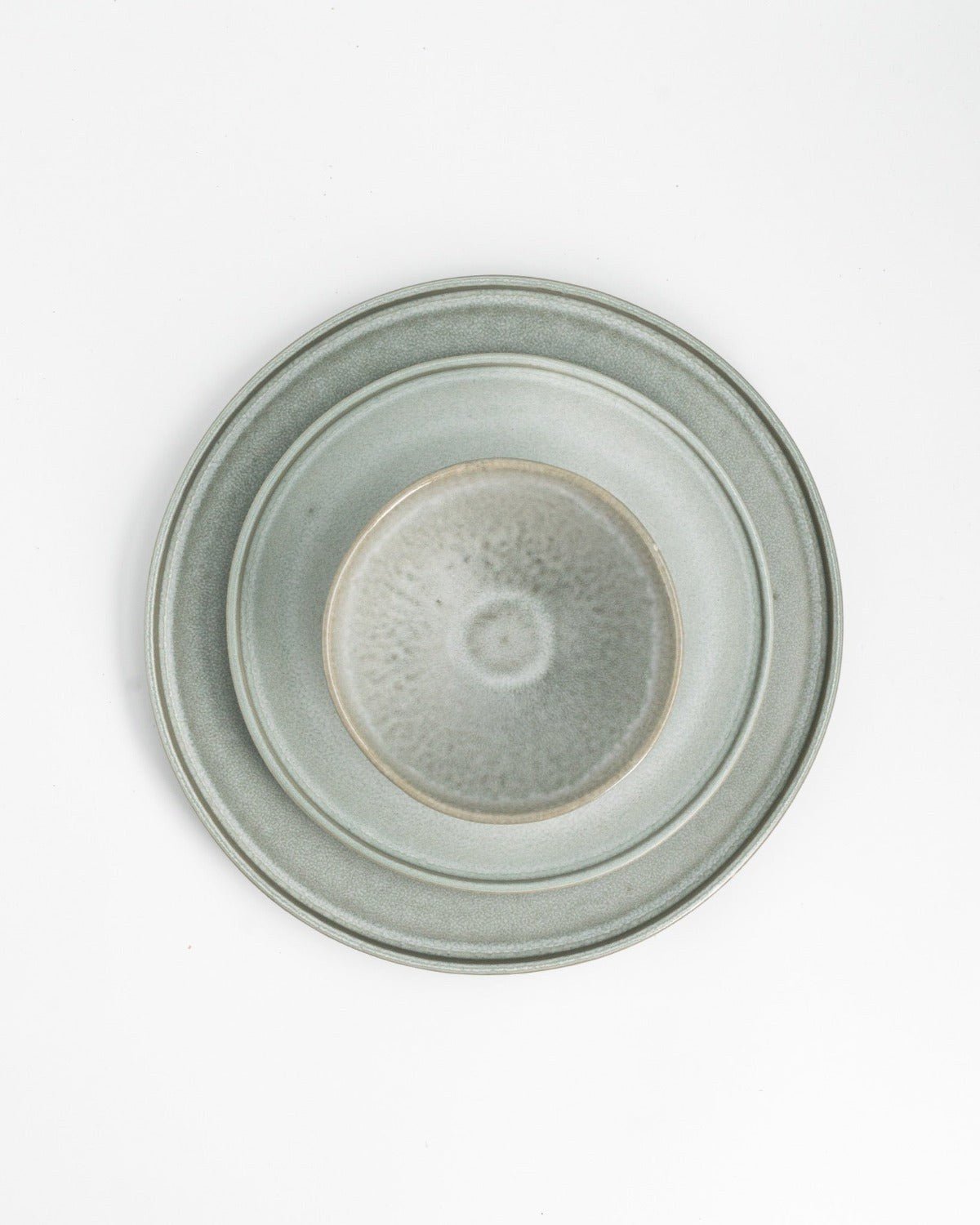 Tallrik Farrago Grey, grå 28 cm – från Norling Studio