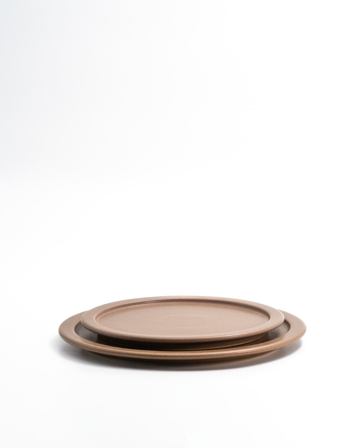 Tallrik Rocky Liner Mocha, mockabrun 22 cm – från Norling Studio